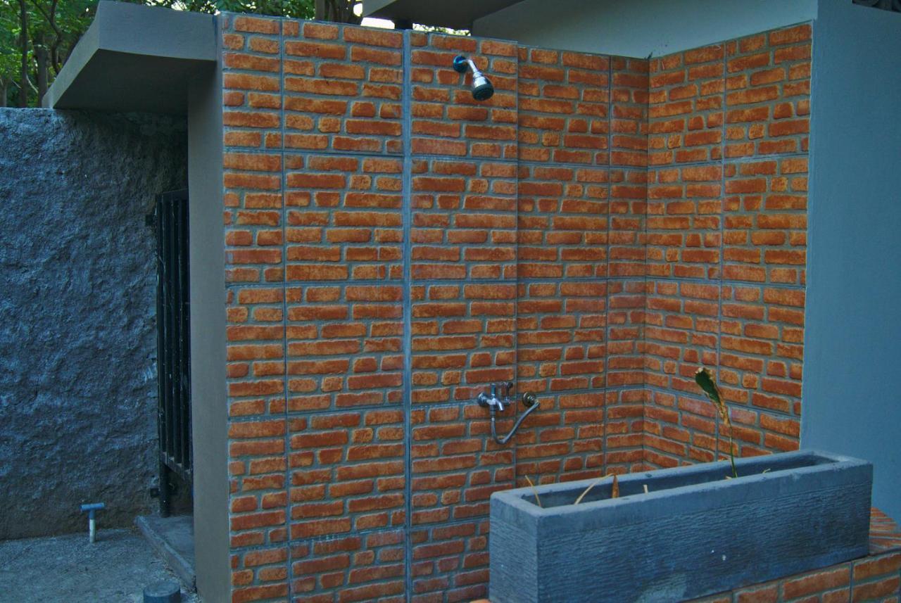 Hotel Ghamed Sari Exterior foto